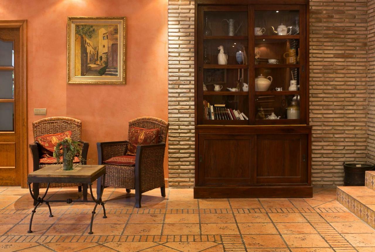 קרייסל Hotel Restaurante La Masieta מראה חיצוני תמונה